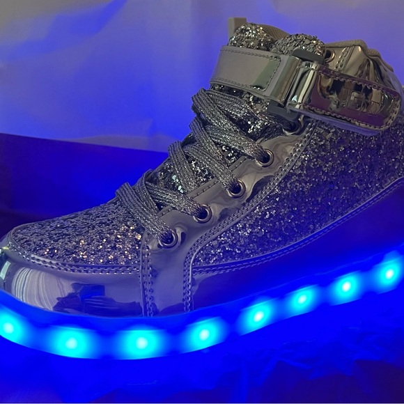 Silver glittery LED multicolor light up unisex high top sneakers size 37/US 6.5 - Picture 5 of 5